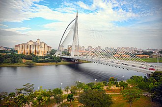 獨特風景 探秘布城之美 - 斯里宏願大橋